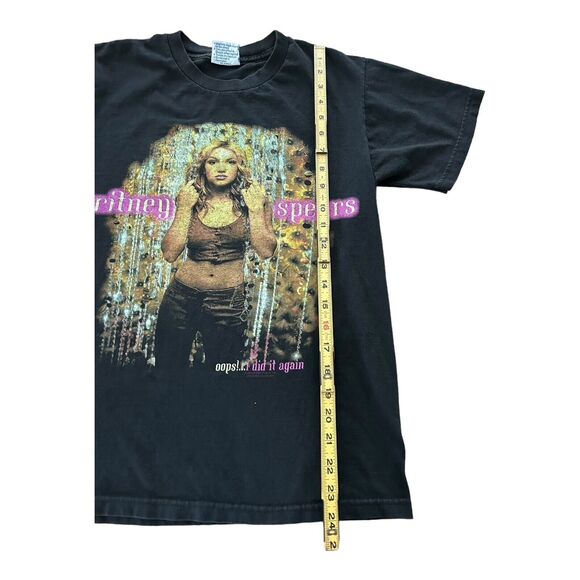Vintage Britney Spears Concert Tee Authentic 2000s Oops!…I Did It Again Size S - Picture 5 of 12